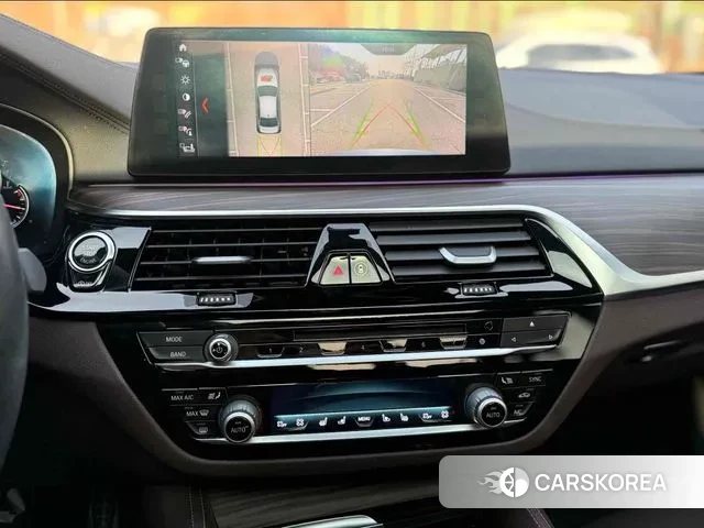 BMW 5 Series (G30) id 3779267 из Кореи 18