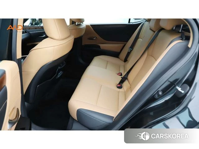 Lexus ES id 4240540 из Китая 10
