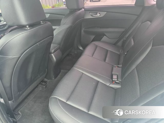 Kia Come New K3 id 4520702 из Кореи 17