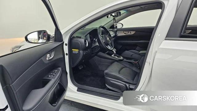 Kia Come New K3 id 3942558 из Кореи 20