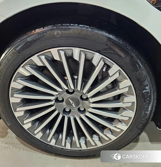 Genesis Electrified G80 (RG3) id 3877924 из Кореи 15