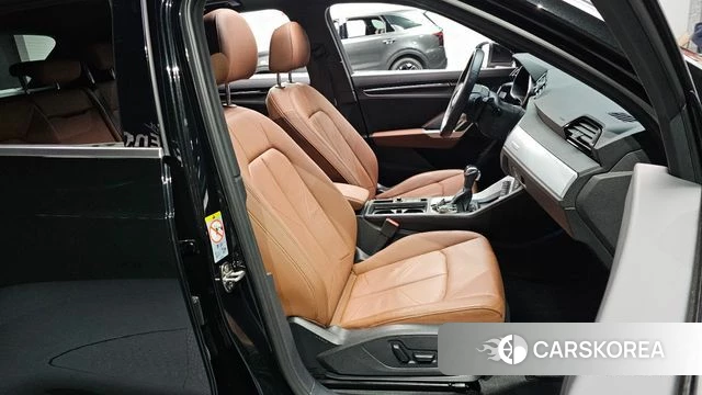 Audi Q3 (F3) id 4230854 из Кореи 30