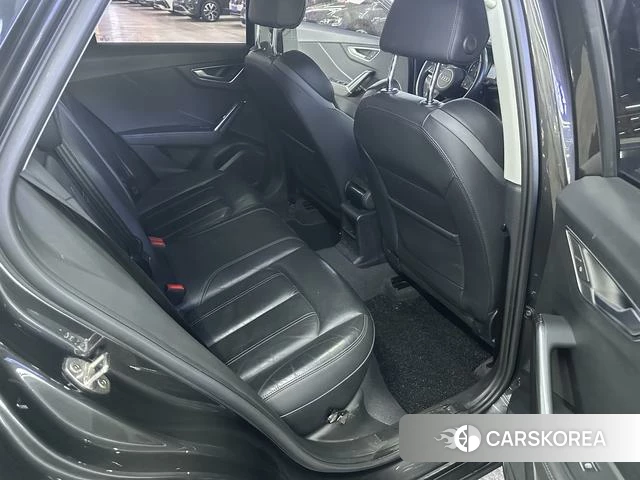 Audi Q2L id 4266014 из Китая 14