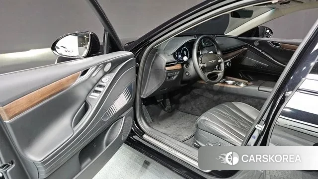 Genesis Electrified G80 (RG3) id 3405966 из Кореи 20