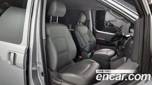 Hyundai The New Grand Starex id 2709921 из Кореи 20