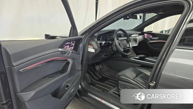 Audi e-Tron id 4835772 из Кореи 20