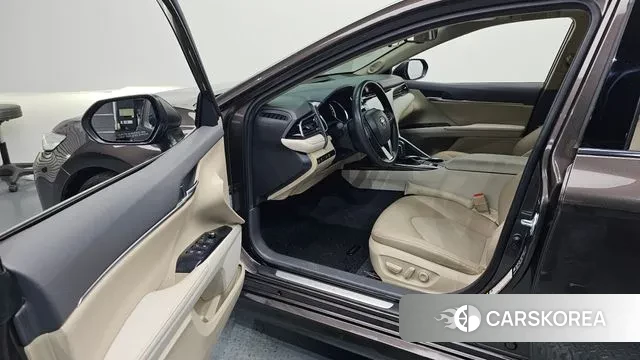 Toyota Camry (XV70) id 3297542 из Кореи 20