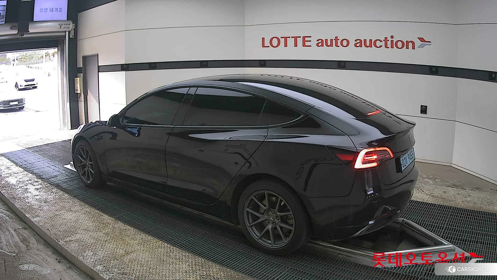 Tesla Model 3 Long Range id 3875662 из Кореи 28