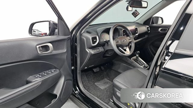 Hyundai Venue id 4590004 из Кореи 31