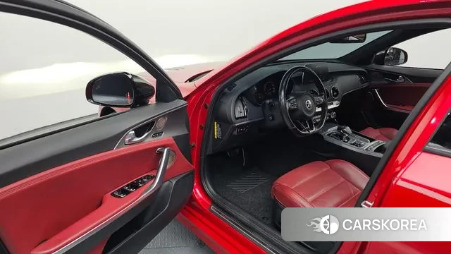 Kia Stinger id 3464940 из Кореи 20