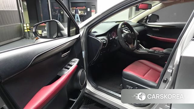 Lexus NX300h id 4355767 из Кореи 32