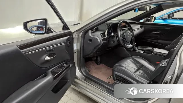 Lexus ES300h 7th generation id 3249063 из Кореи 20