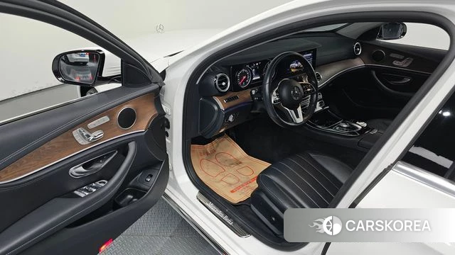 Mercedes-Benz E-Class W213 id 4490388 из Кореи 20