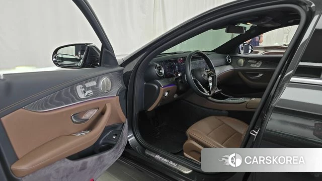 Mercedes-Benz E-Class W213 id 4500834 из Кореи 32