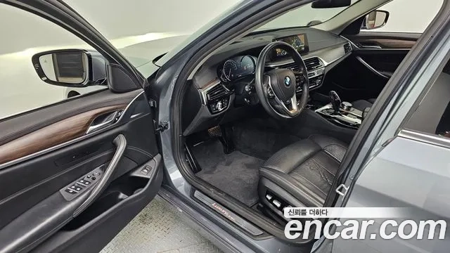 BMW 5 Series (G30) id 2956871 из Кореи 19