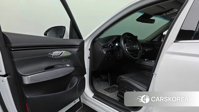 Genesis GV70 id 4308630 из Кореи 35