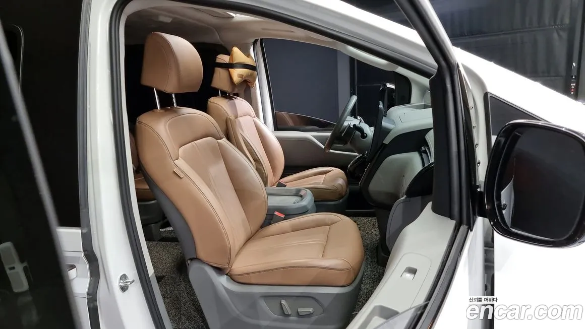 Hyundai Staria id 1055708 из Кореи 20