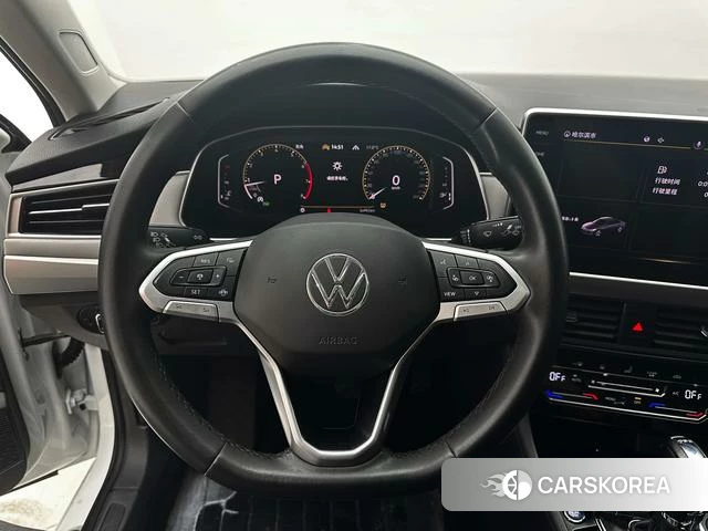 Volkswagen Bora id 4334999 из Китая 24