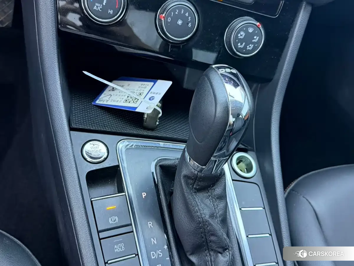 Volkswagen Bora id 4514151 из Китая 17