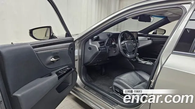 Lexus ES300h 7th generation id 2690579 из Кореи 20