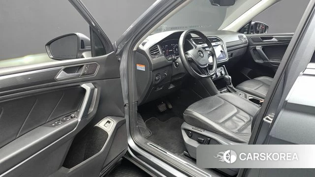 Volkswagen Tiguan Allspace id 4519329 из Кореи 20