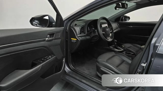 Hyundai Avante AD id 4471637 из Кореи 20