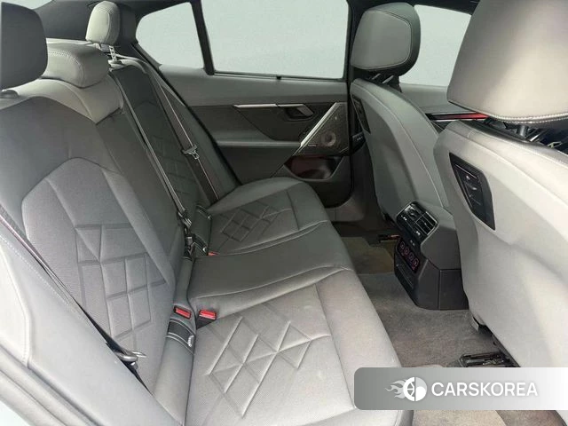 BMW i5 (G60) id 3952960 из Кореи 19