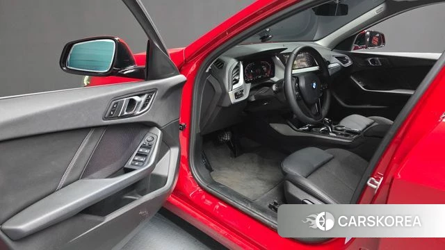 BMW 1 Series (F40) id 3860913 из Кореи 20