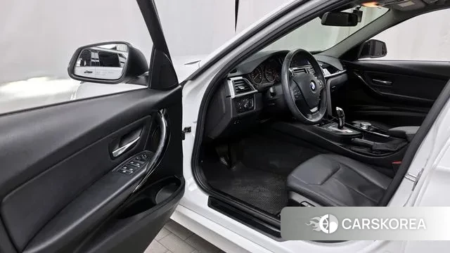 BMW 3 Series (F30) id 3386321 из Кореи 20