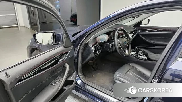 BMW 5 Series (G30) id 3292010 из Кореи 20