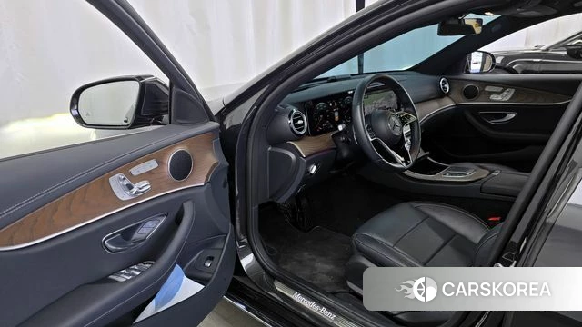Mercedes-Benz E-Class W213 id 3954538 из Кореи 20