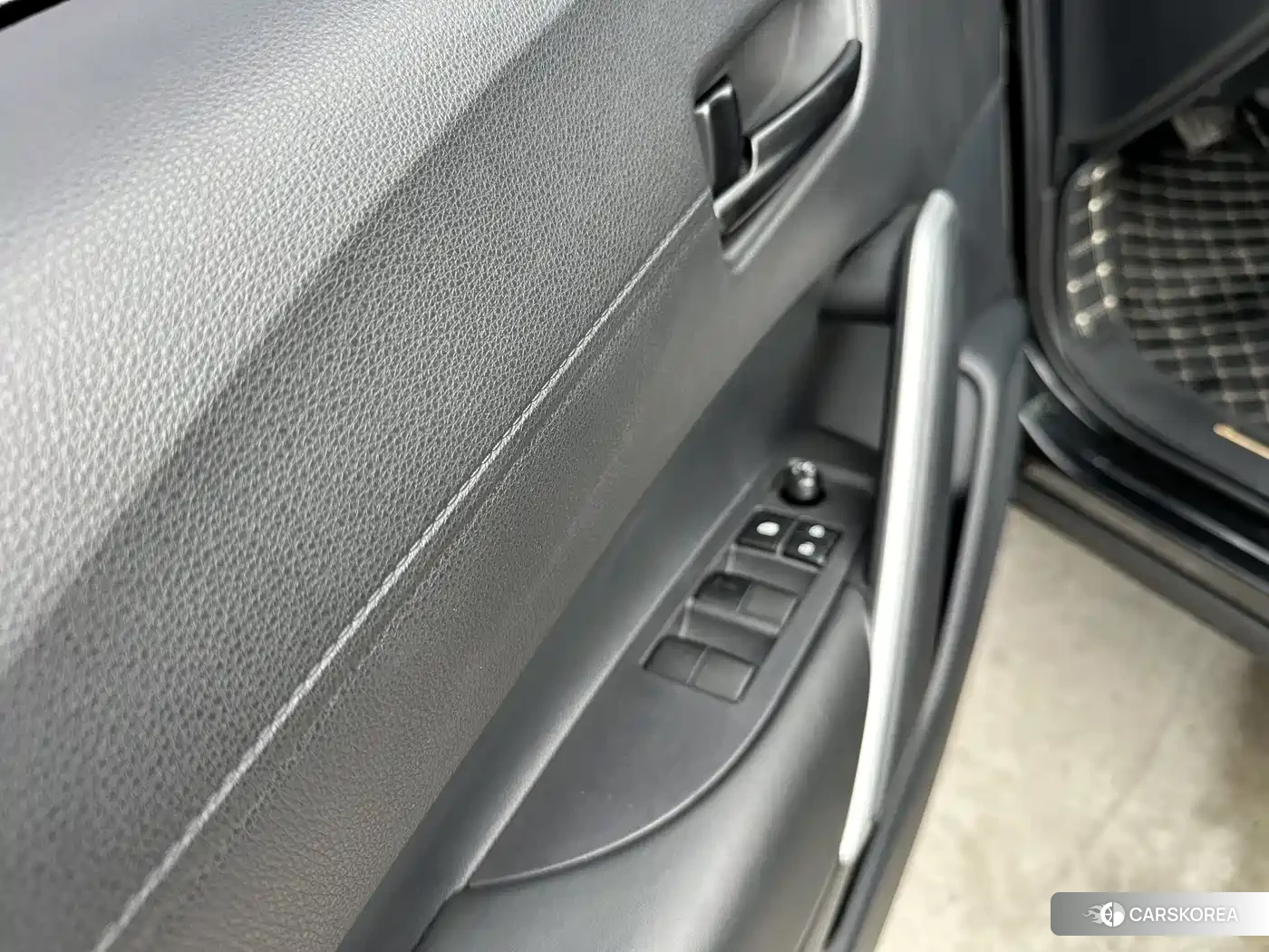 Toyota Frontlander id 4553956 из Китая 21