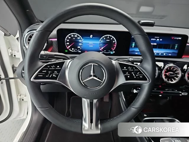 Mercedes-Benz A-Class W177 id 4427544 из Кореи 20