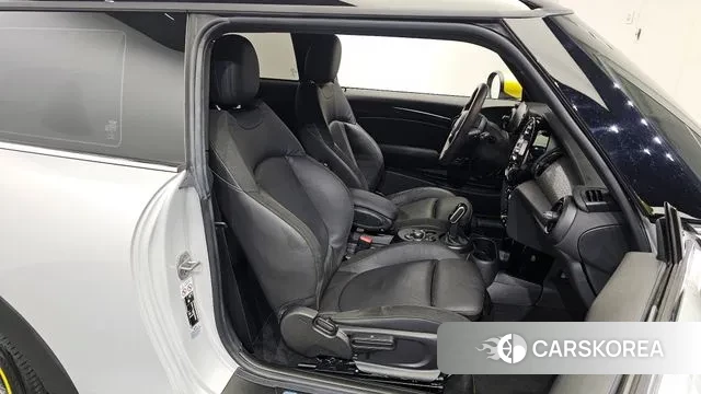 Mini Cooper Electric id 3032373 из Кореи 20