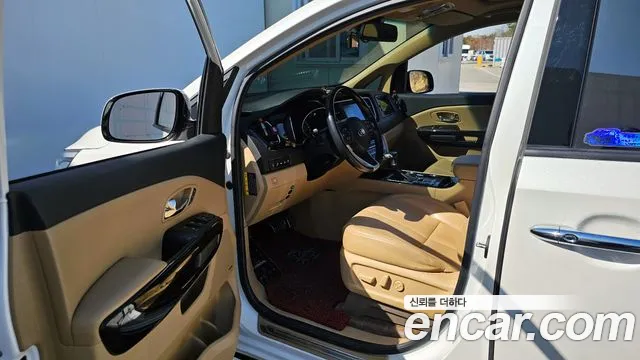 Kia The New Carnival id 2503269 из Кореи 20