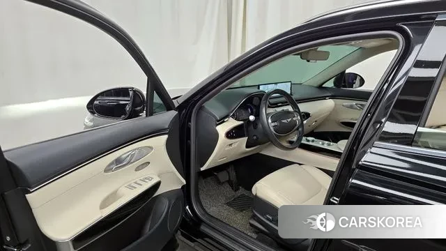 Genesis GV70 id 3771491 из Кореи 20