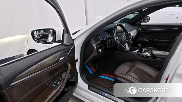 BMW 5 Series (G30) id 3019024 из Кореи 20