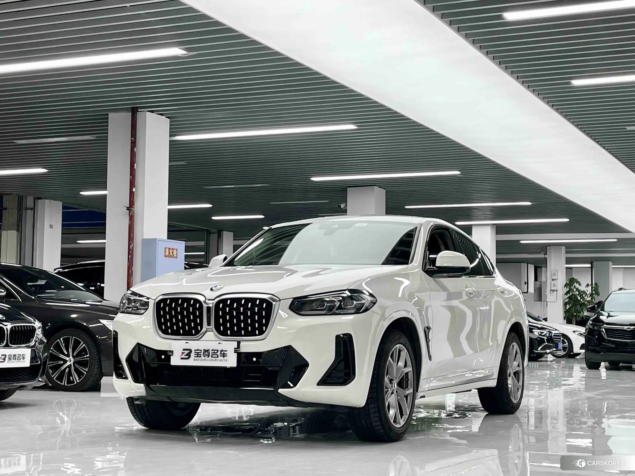 BMW X4 id 4492743 из Китая 20