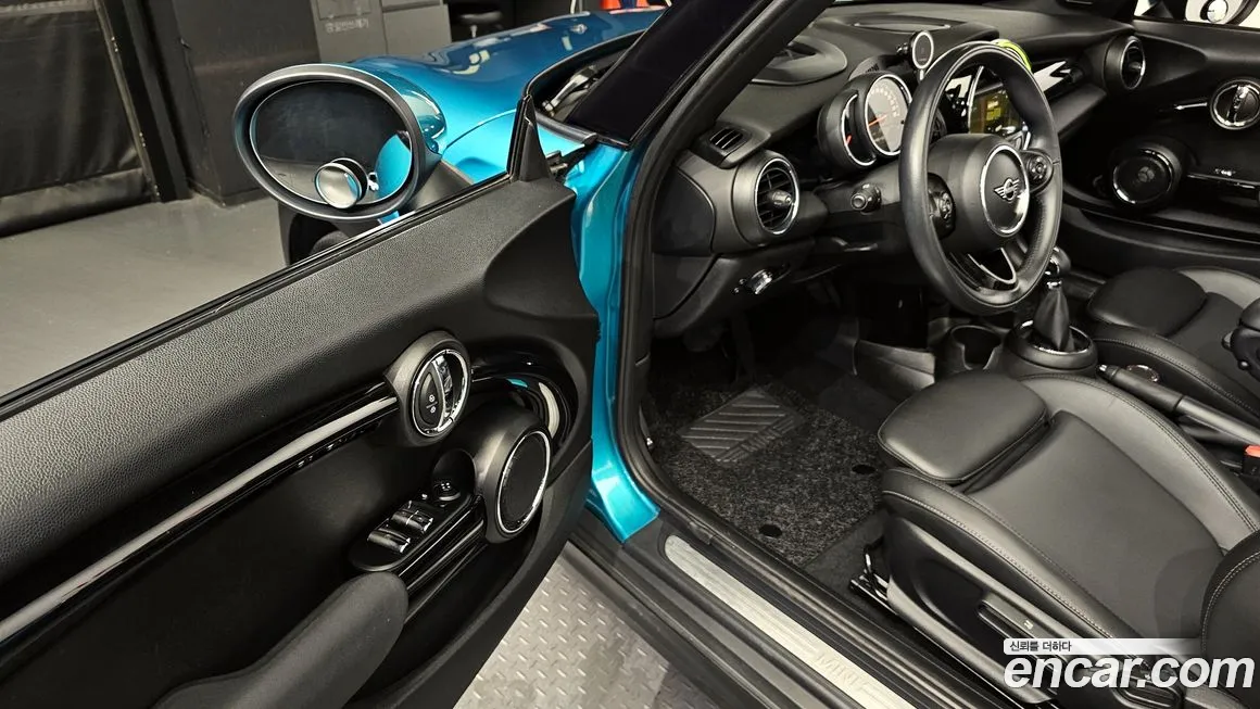 Mini Cooper Convertible id 1837662 из Кореи 14