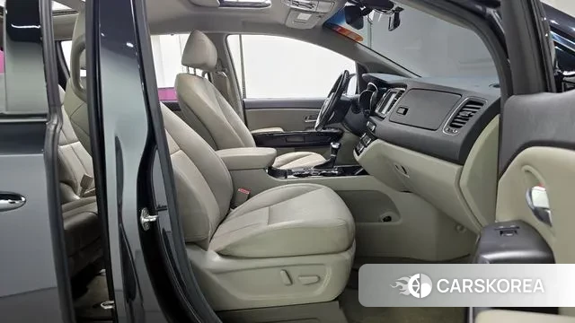 Kia The New Carnival id 3039532 из Кореи 20