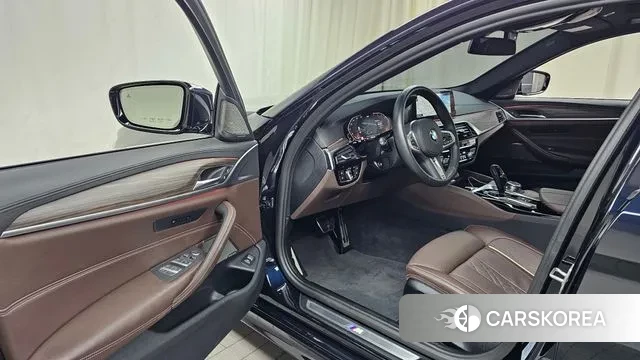 BMW 5 Series (G30) id 3017992 из Кореи 20