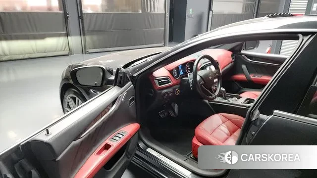 Maserati Ghibli id 3407713 из Кореи 20