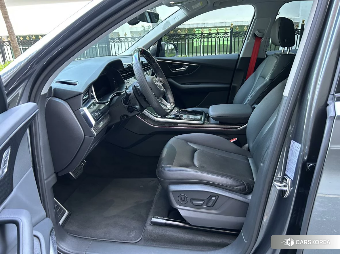 Audi Q7 id 4419540 из Китая 23