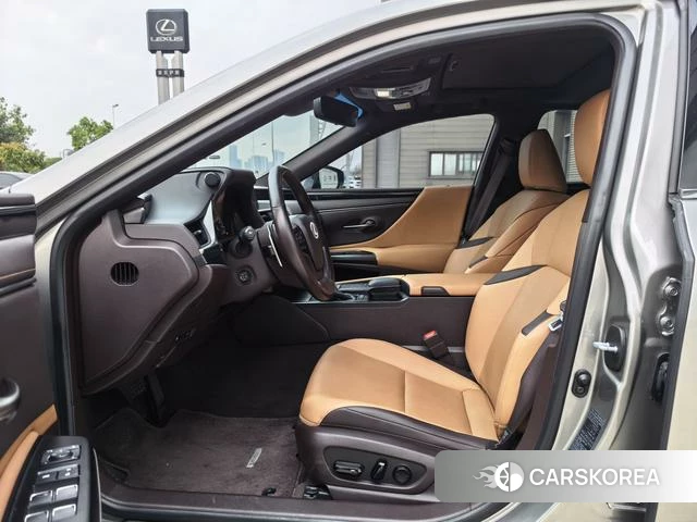 Lexus ES id 4291293 из Китая 11