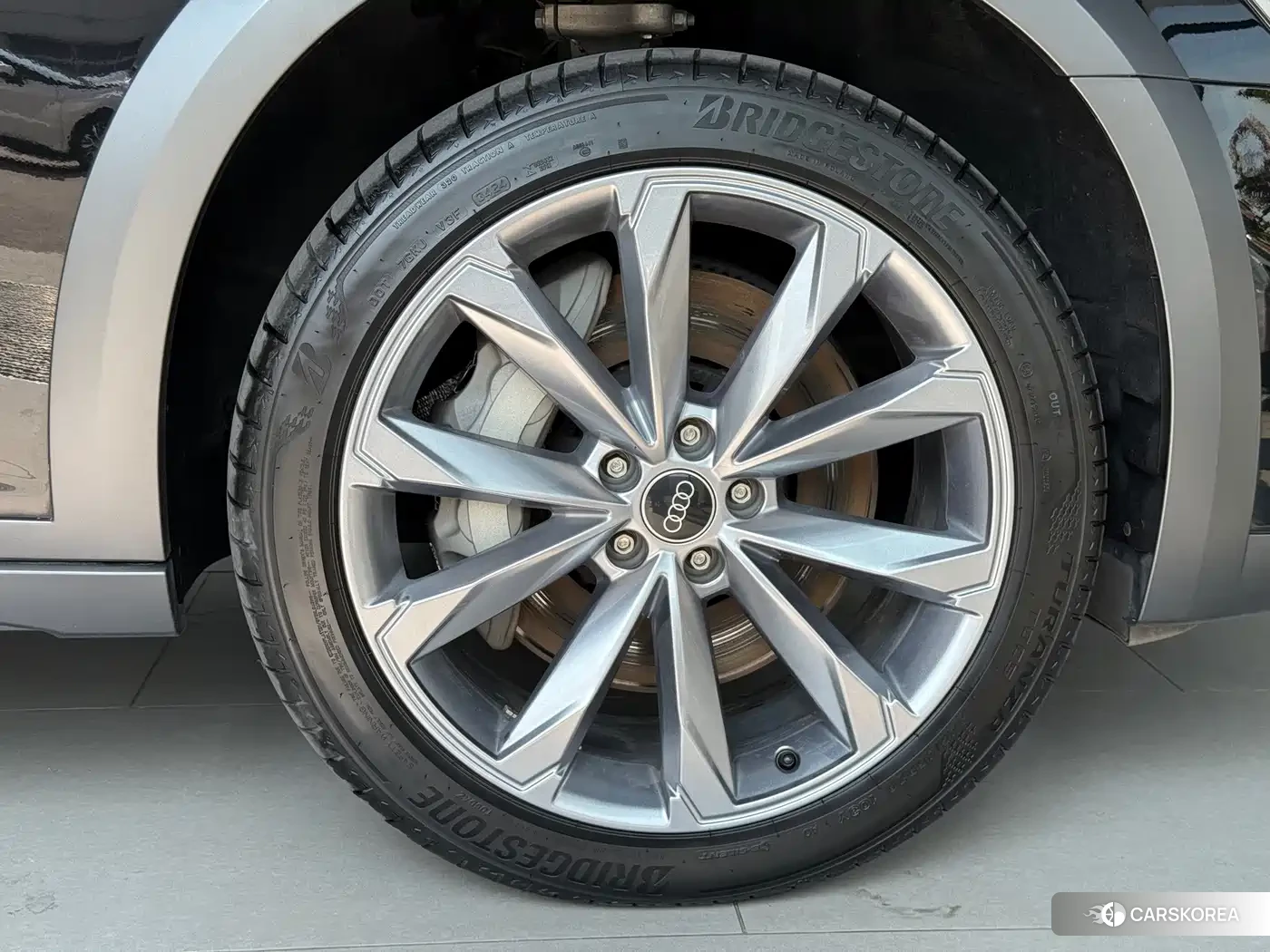 Audi A6 id 4680620 из Китая 16