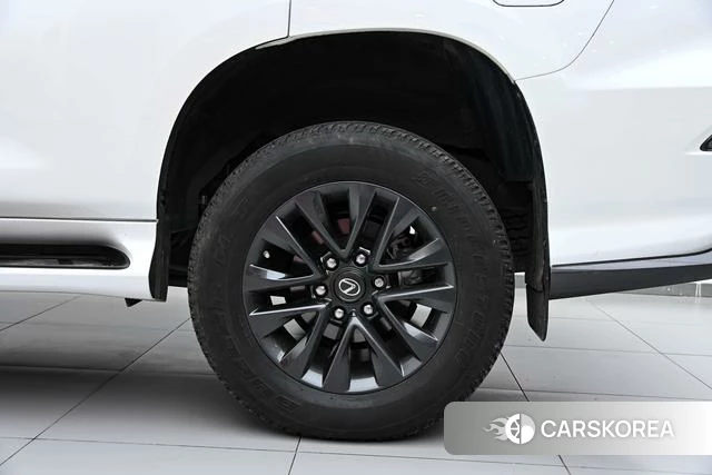 Lexus GX id 4262497 из Китая 36