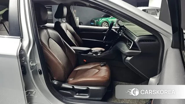 Toyota Camry (XV70) id 3686313 из Кореи 20