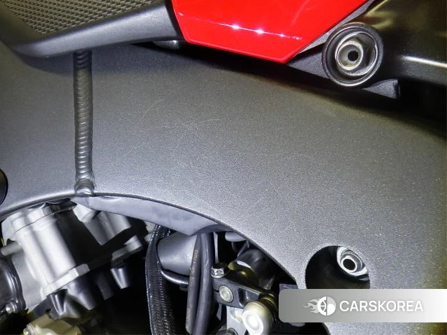 Honda CBR1000RR id 3946963 из Японии 32