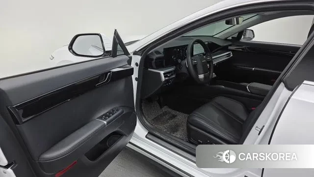 Hyundai Grandeur Hybrid (GN7) id 3606075 из Кореи 20