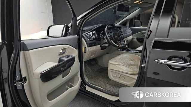 Kia The New Carnival id 4331076 из Кореи 30